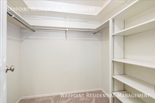 Building Photo - 3108 Woodbrook Pl