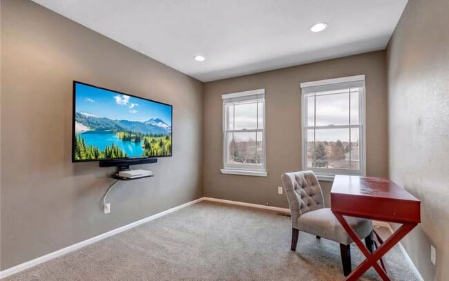 Building Photo - Gorgeous home in Littleton!