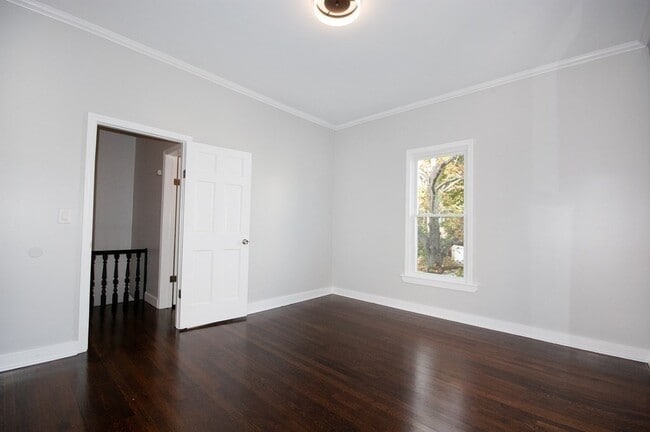 Building Photo - 30 Thornley St