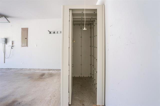 Building Photo - 430 Rockaway Dr