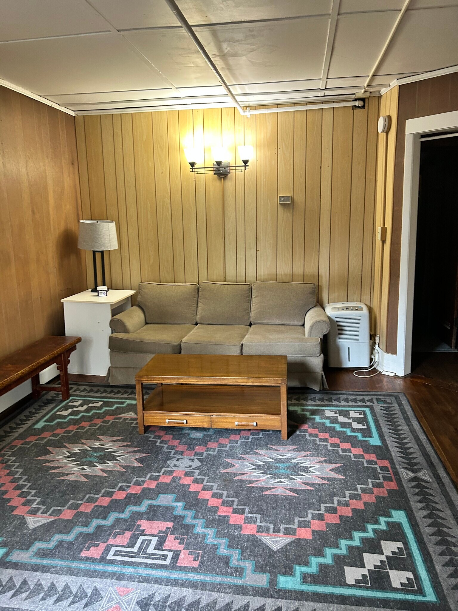 Building Photo - 127 College Ave