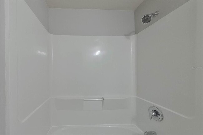 Building Photo - 2103 Roosevelt Ave