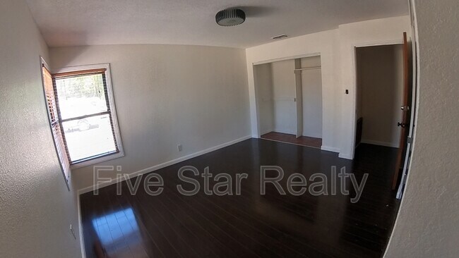 Building Photo - 81018 Freeport Blvd