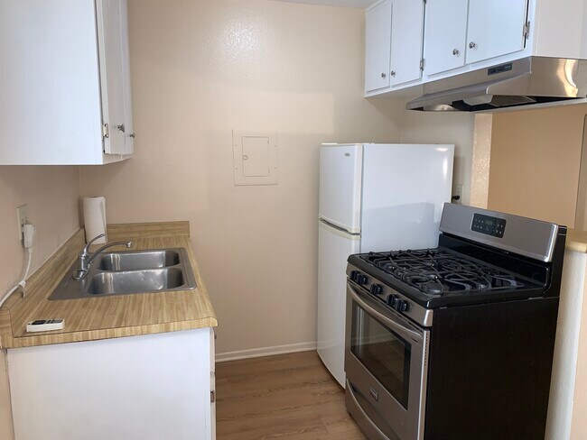 Building Photo - 4361 Berryman Ave