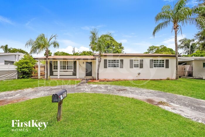 Primary Photo - 221 N 65th Way