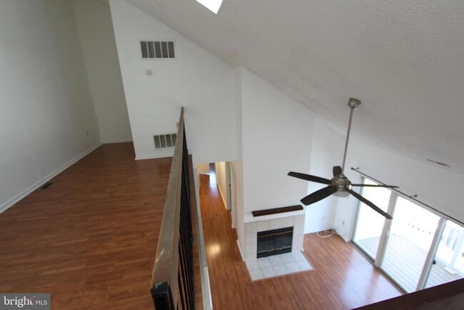 Building Photo - 7714 Tamarron Dr