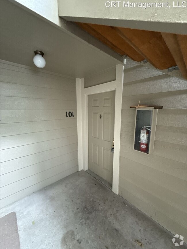 Building Photo - Spacious 1 Bed, 1 Bath Condo – Prime Lowry...