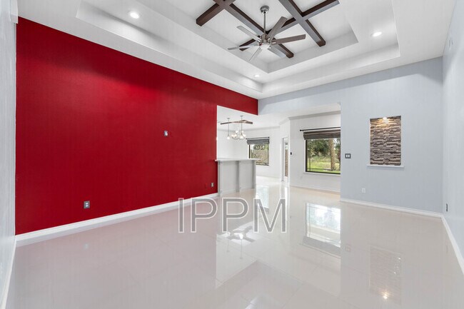 Building Photo - 7288 Rain Forest Dr