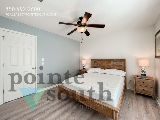 Building Photo - 13948 River Rd