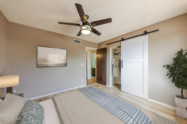 Building Photo - 18422 N 30th Ln