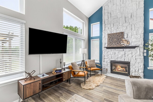 Building Photo - 51897 Huntley Ave