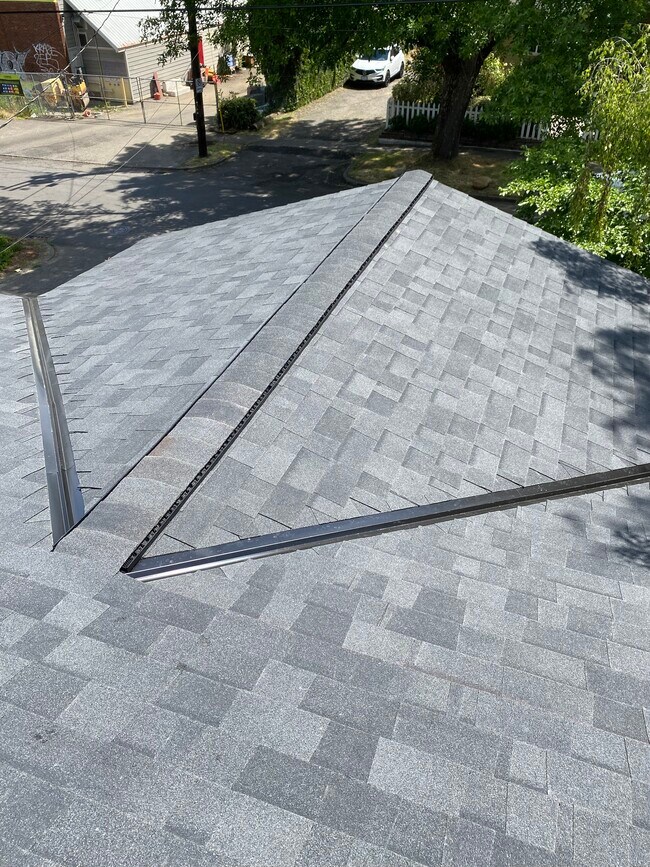 Building Photo - 7405 N Burrage Ave