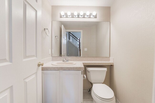 Building Photo - WELCOME TO YOUR DREAM HOME!