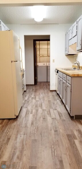 Building Photo - 1129 22nd St S