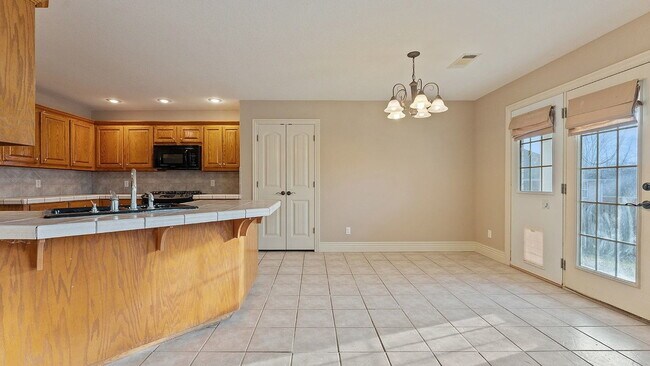 Building Photo - Newly update 4 bedroom house just off Double Springs Road