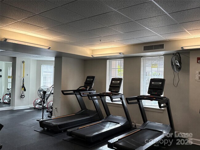 Building Photo - 300 W 5th St