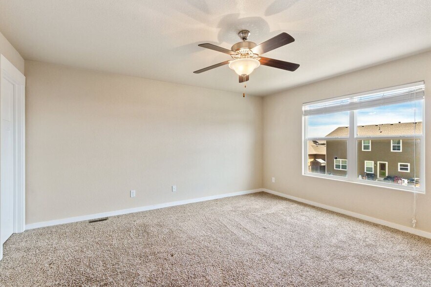 Building Photo - 10423 Abrams Dr