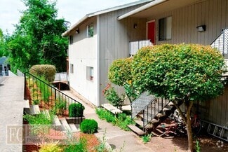 Building Photo - 10066 SW Garrett St