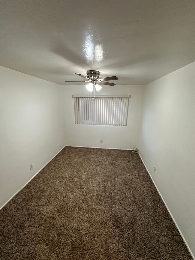 Building Photo - 3348 32nd St