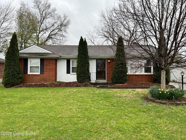 Building Photo - 9310 Habersham Dr