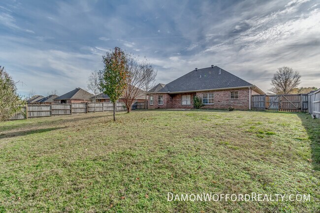 Building Photo - 119 Kenzie Dr