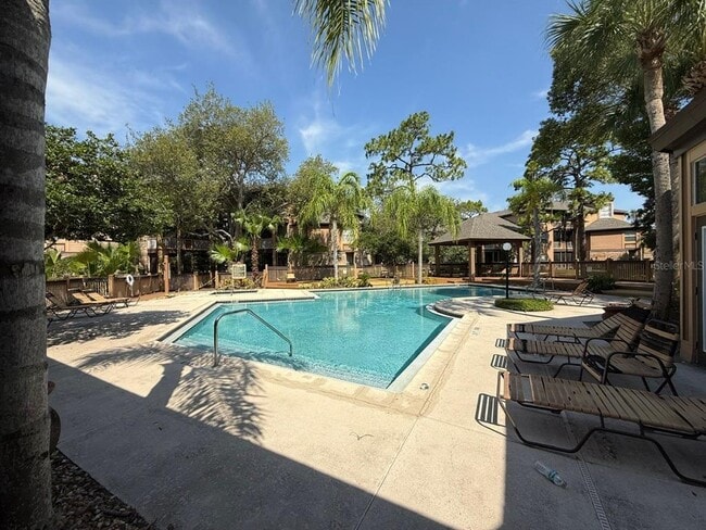 Building Photo - 490 N Pin Oak Pl