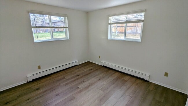 Building Photo - 8840 W Jewell Ave