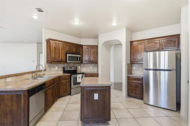 Building Photo - 3228 Buckthorn Ln