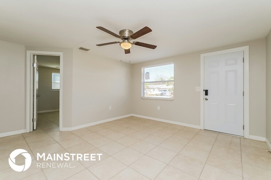 Building Photo - 4633 Irene Loop