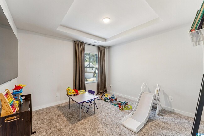 Building Photo - 501 Polo Way