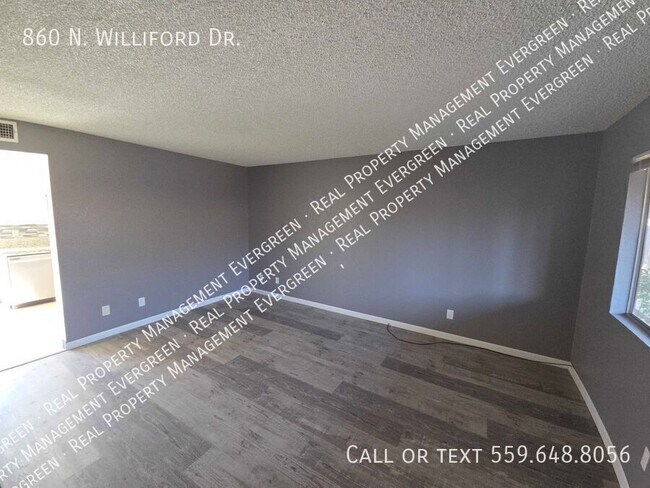 Building Photo - 860 N Williford Dr