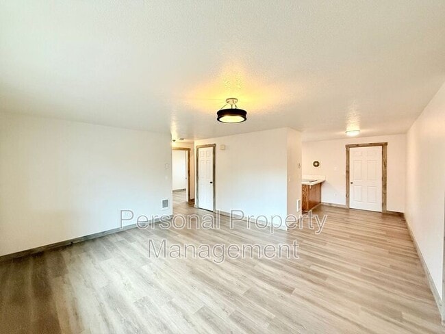 Building Photo - 3206 X St
