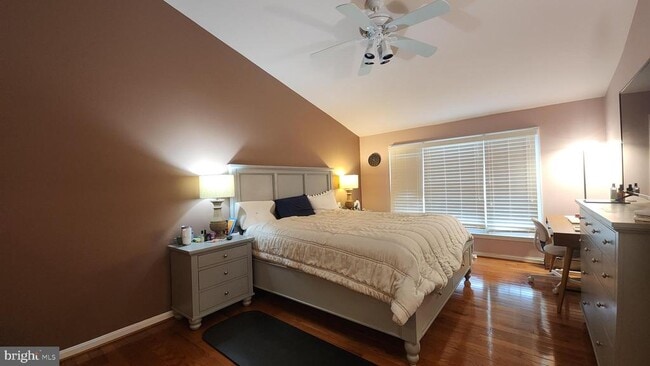 Building Photo - 6453 Springhouse Cir