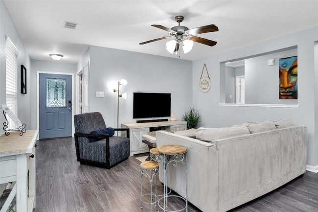 Building Photo - 3015 Beacon Grove St