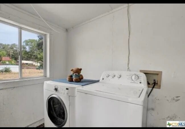 Building Photo - 214 S Saunders St