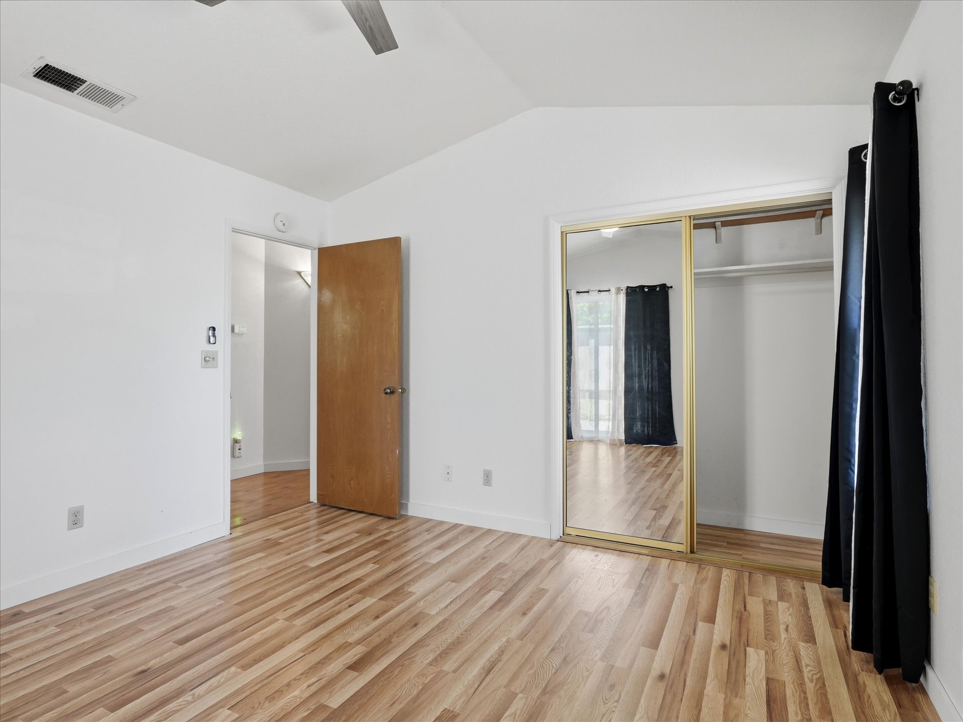 Building Photo - 49400 River Park Rd