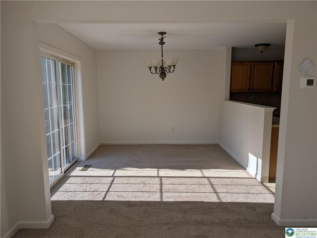 Building Photo - 2806 Sequoia Dr