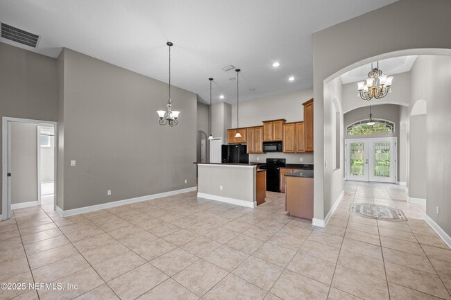 Building Photo - 932 Gallier Pl