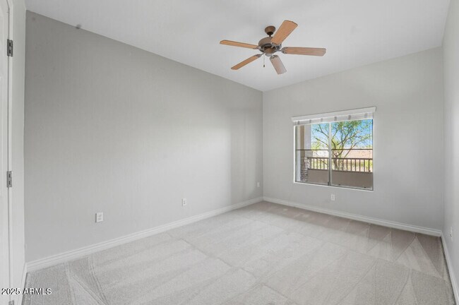 Building Photo - 5450 E Deer Valley Dr