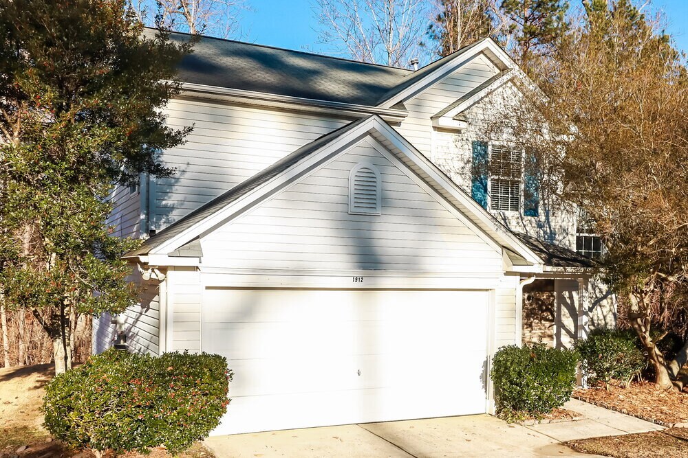 Building Photo - 1912 Waters Trail Dr