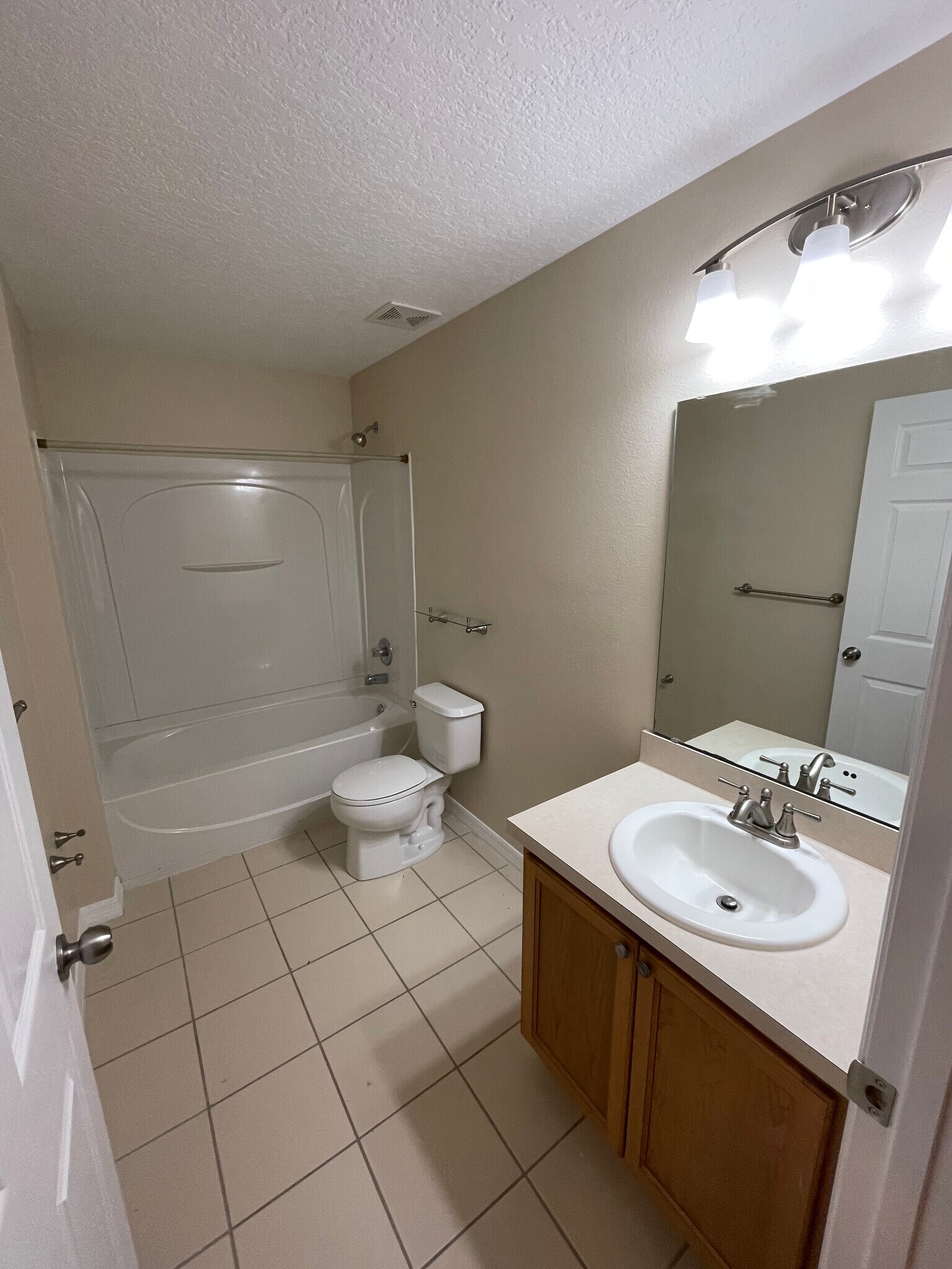 Building Photo - 14957 Perdido Dr