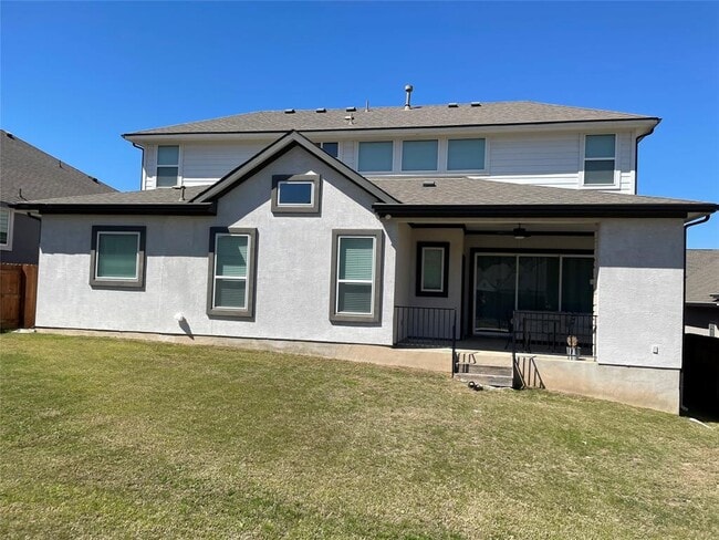Building Photo - 18001 Dufour Dr