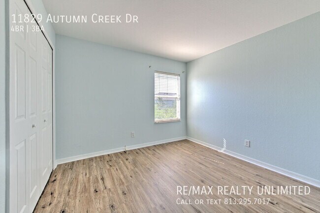 Building Photo - 11829 Autumn Creek Dr