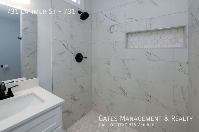 Building Photo - 731 Latimer St