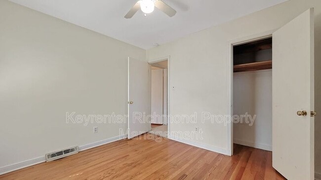 Building Photo - 5411 Windingbrook Rd