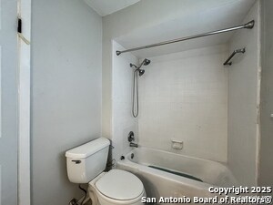 Building Photo - 311 E San Antonio Ave