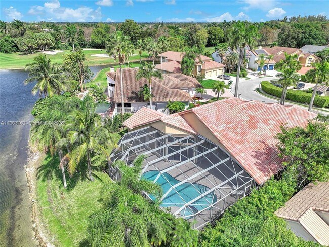 Building Photo - 620 Laurel Ln