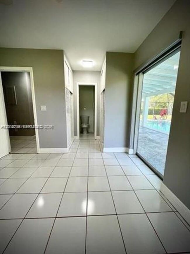 Building Photo - 7425 SW 118th St