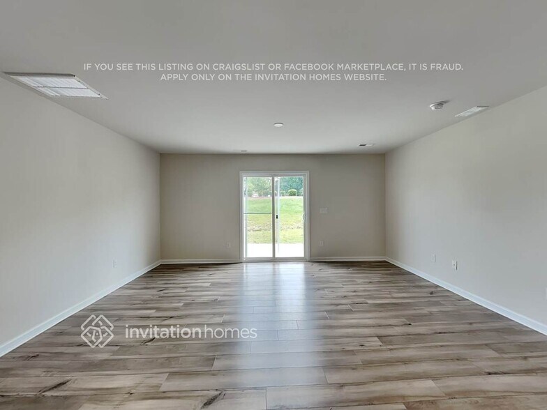 Building Photo - 2618 Brunson Ct
