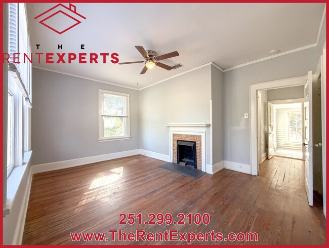 Building Photo - 206 5th St